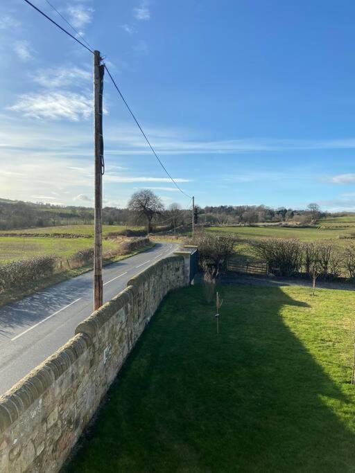 Peaceful Shepherd'S Hut In Beautiful Countryside. Linlithgow Exteriör bild